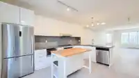 100 5550 ADMIRAL WAY - thumbnail 4