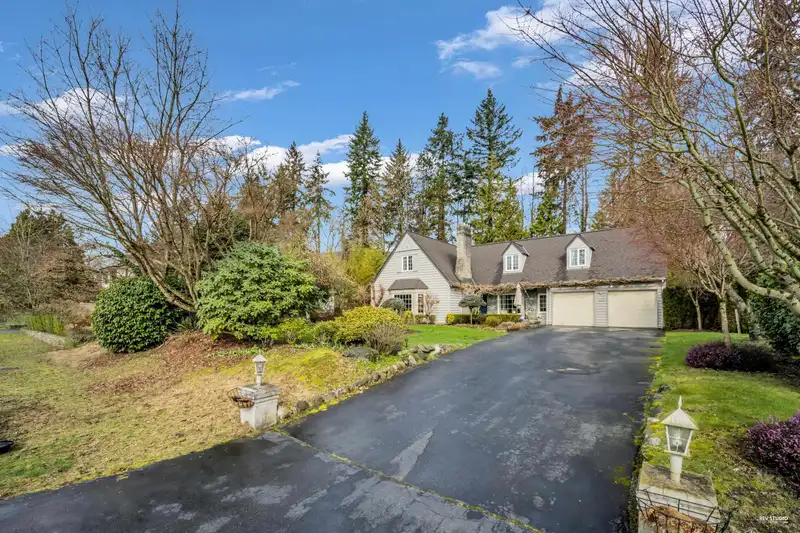 539 NEWCROFT PLACE - photo 1 of 40