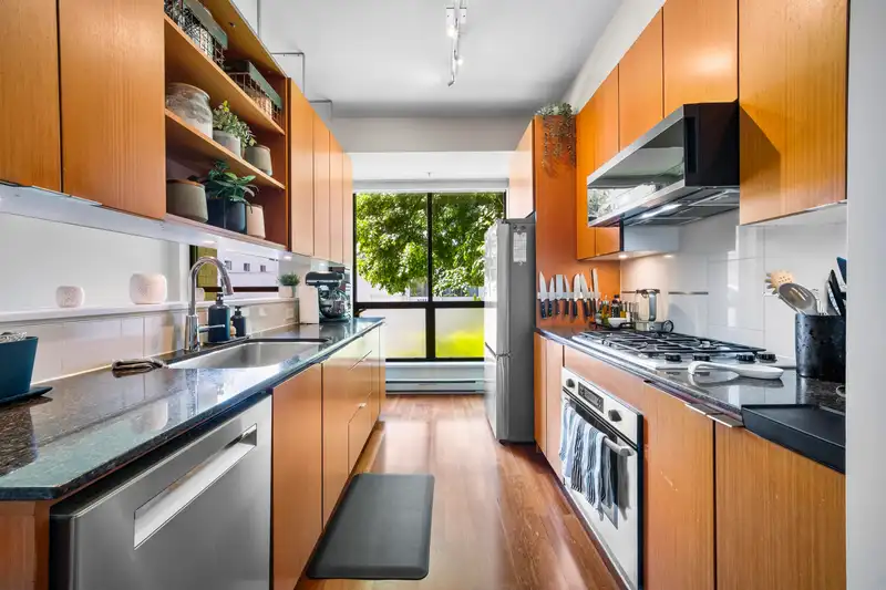 3750 COMMERCIAL STREET - photo 3 of 25