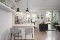 20 757 ORWELL STREET - thumbnail 11