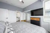 20 757 ORWELL STREET - thumbnail 15