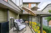 20 757 ORWELL STREET - thumbnail 24