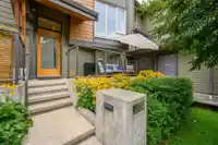 20 757 ORWELL STREET - thumbnail 25