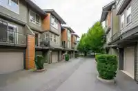 20 757 ORWELL STREET - thumbnail 27
