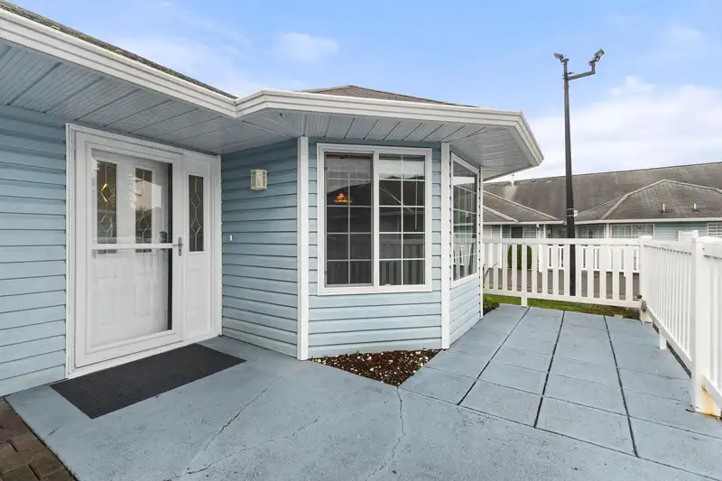 66 1450 MCCALLUM ROAD - photo 3 of 40
