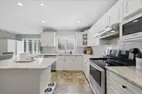 20746 97B AVENUE - thumbnail 7