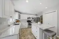 20746 97B AVENUE - thumbnail 9
