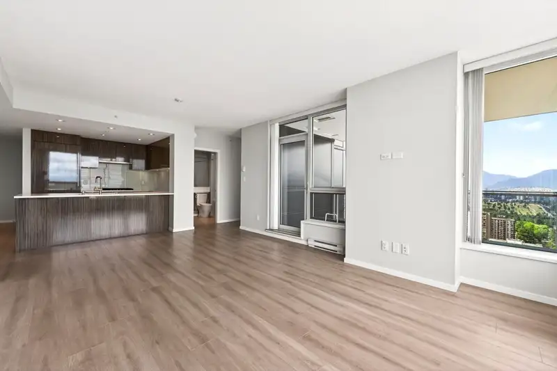 2806 6638 DUNBLANE AVENUE - photo 4 of 29
