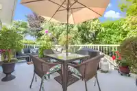 933 HABGOOD STREET - thumbnail 24