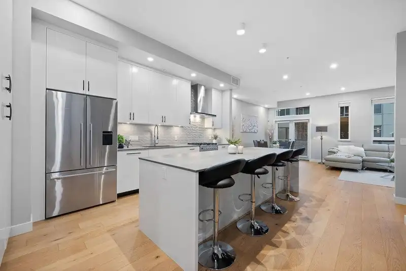 4684 CAPILANO ROAD - photo 1 of 37