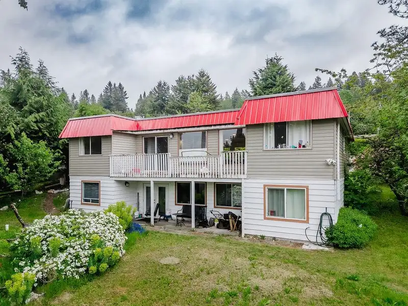 5197 RADCLIFFE ROAD - photo 1 of 13