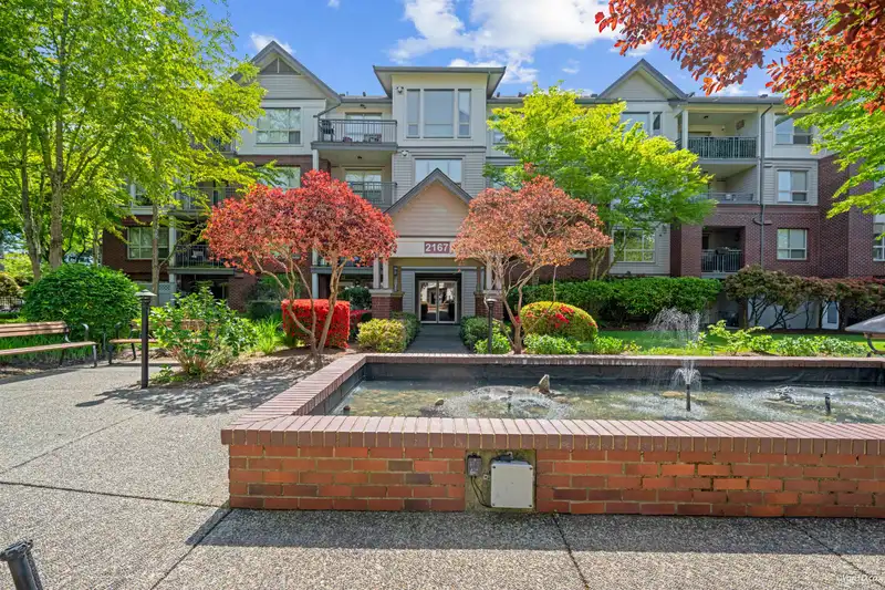 305 2167 152 STREET - photo 2 of 26