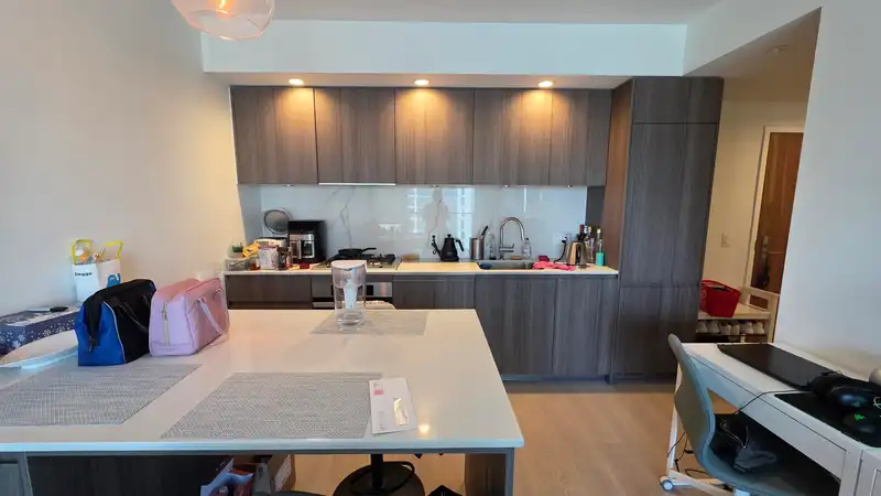 2310 6537 TELFORD AVENUE - photo 3 of 10