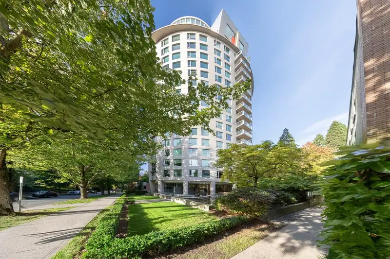 1503 1277 NELSON STREET - photo 1 of 23