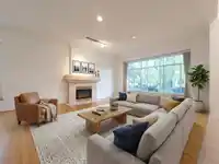 123 E 45TH AVENUE - thumbnail 3