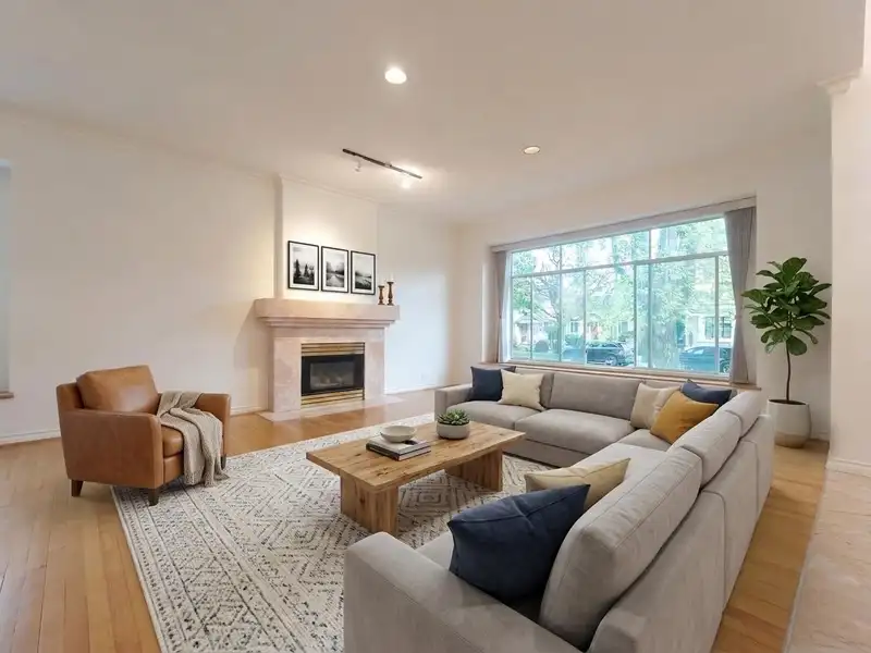 123 E 45TH AVENUE - photo 3 of 30