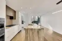 102 1688 PULLMAN PORTER STREET - thumbnail 7