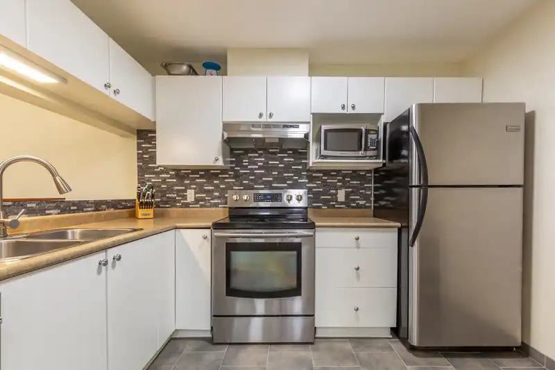 230 27358 32 AVENUE - photo 4 of 27