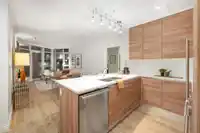 803 199 VICTORY SHIP WAY - thumbnail 13