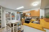 71 20560 66 AVENUE - thumbnail 4