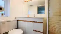 8245 SELKIRK STREET - thumbnail 32