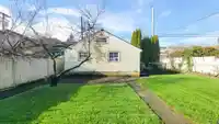 8245 SELKIRK STREET - thumbnail 37