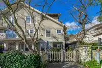 3 7179 18TH AVENUE - thumbnail 2