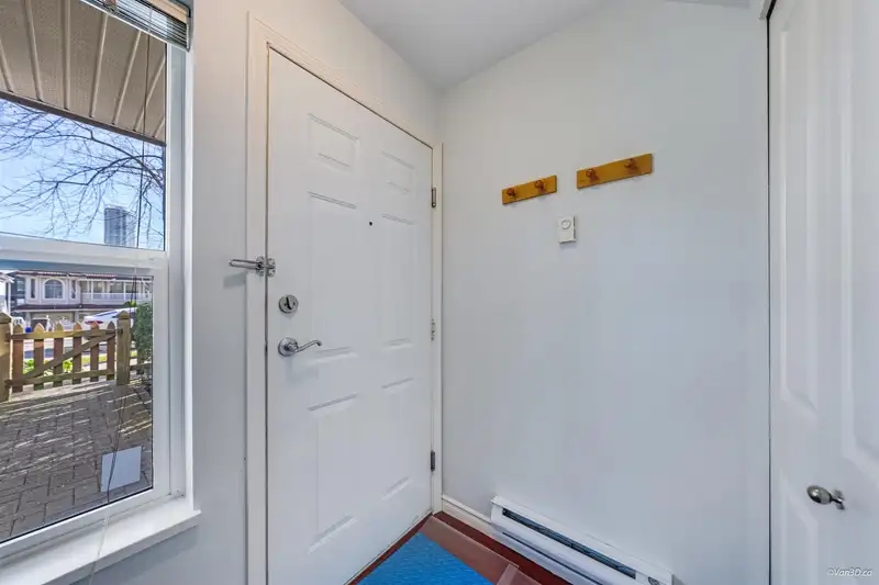 3 7179 18TH AVENUE - photo 4 of 20