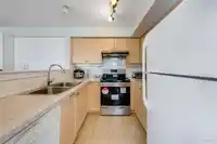 3 7179 18TH AVENUE - thumbnail 5