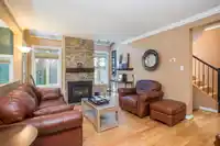 1989 CEDAR VILLAGE CRESCENT - thumbnail 2