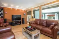1989 CEDAR VILLAGE CRESCENT - thumbnail 3