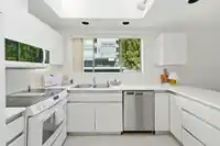 205 565 17TH STREET - thumbnail 5