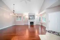 21 6000 BARNARD DRIVE - thumbnail 10