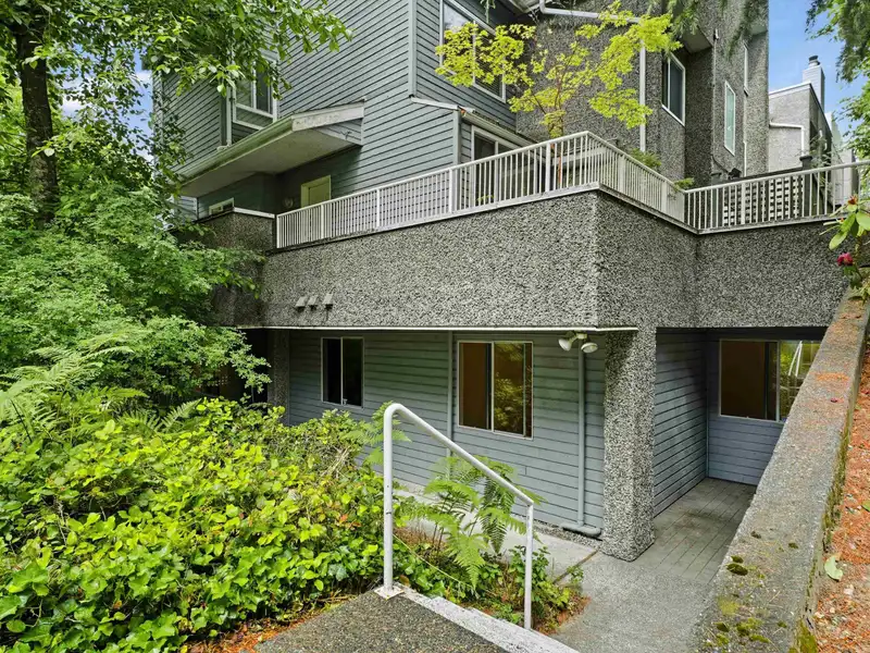 3321 MARQUETTE CRESCENT - photo 3 of 30