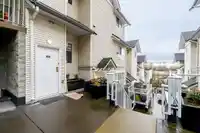 74 2733 E KENT AVENUE NORTH - thumbnail 5