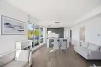 602 1500 MARTIN STREET - thumbnail 7