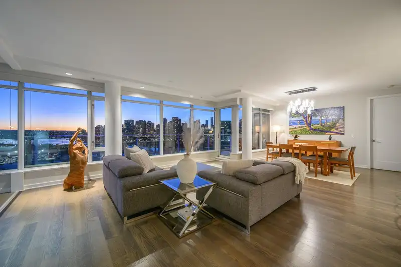 1402 181 W 1ST AVENUE - photo 1 of 36