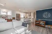 57 7138 210 STREET - thumbnail 9