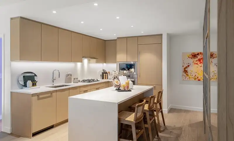 102 6138 BIRNEY AVENUE - photo 4 of 13