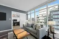 909 1708 COLUMBIA STREET - thumbnail 2