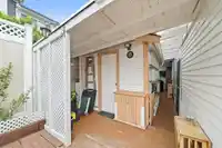 6 8078 KING GEORGE BOULEVARD - thumbnail 29