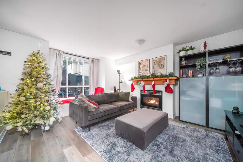 7313 MAGNOLIA TERRACE - photo 1 of 29