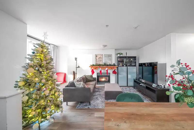 7313 MAGNOLIA TERRACE - photo 3 of 29