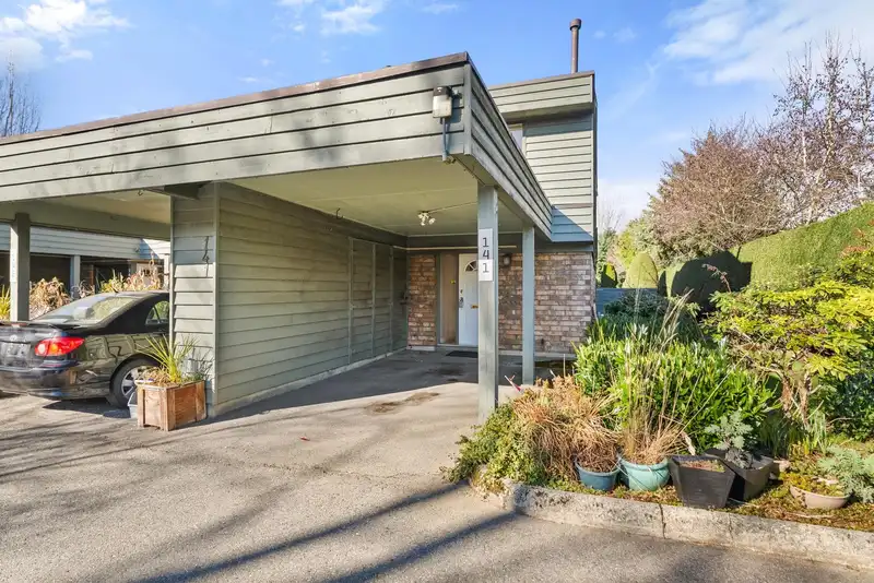 141 3031 WILLIAMS ROAD - photo 1 of 39