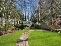 112 PARKSIDE DRIVE - thumbnail 9