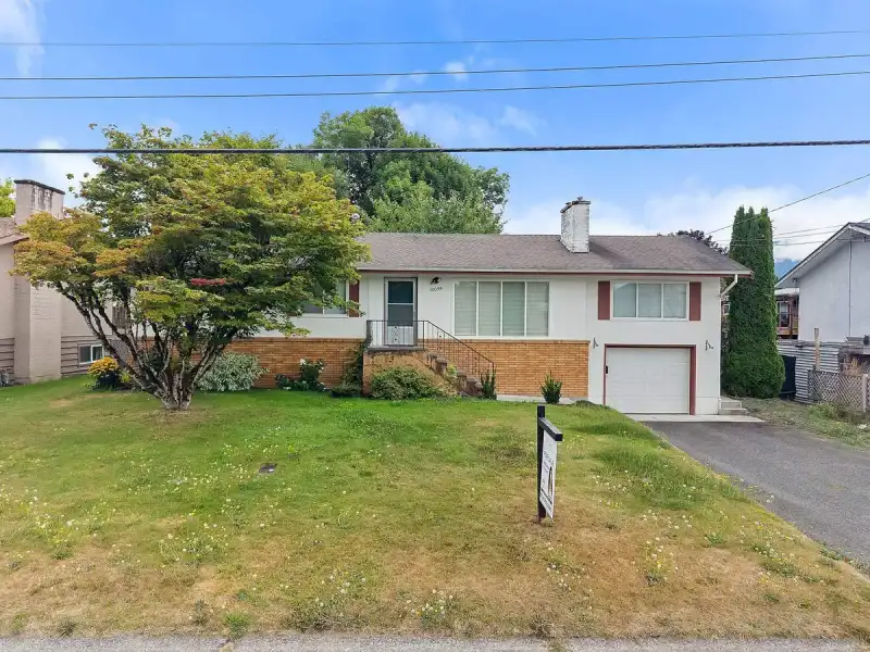 10059 KILLARNEY DRIVE - photo 1 of 40