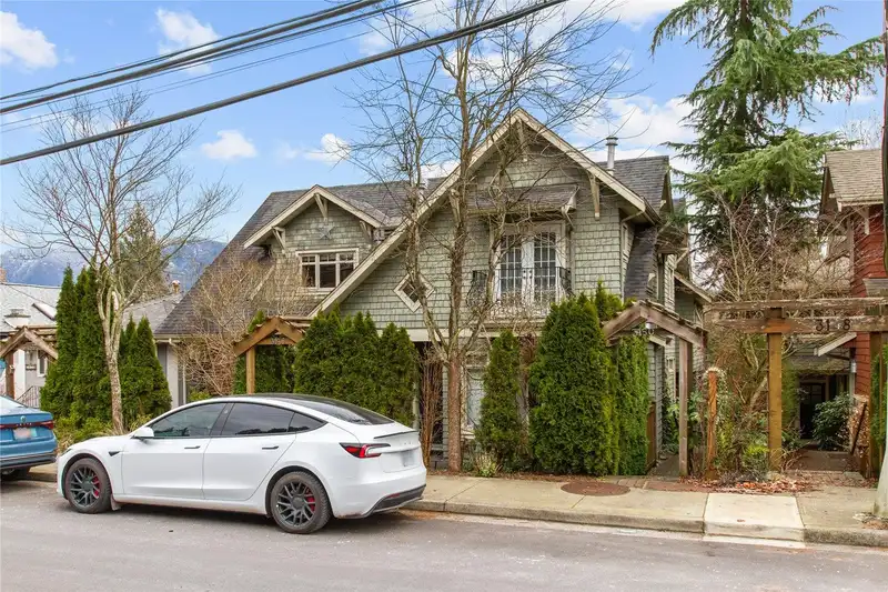 3150 FROMME ROAD - photo 1 of 27
