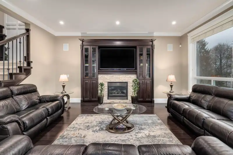 14611 36B AVENUE - photo 4 of 32