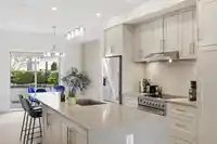 1 115 W QUEENS ROAD - thumbnail 9