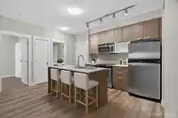 229 18818 68 AVENUE - thumbnail 4